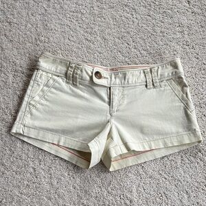 Vintage American Eagle Outfitters Light Cream Shorts